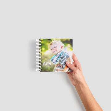 Comment personnaliser un livre photo consacré à votre bébé ? - SERVICE  PHOTO CEWE